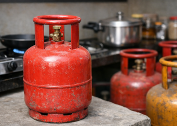 ১২ কেজি এলপিজিতে নতুন ধাক্কা, এক লাফে বেড়েছে ২১২ টাকা